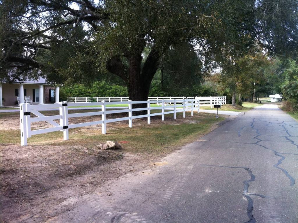 Baton Rouge Vinyl Fence