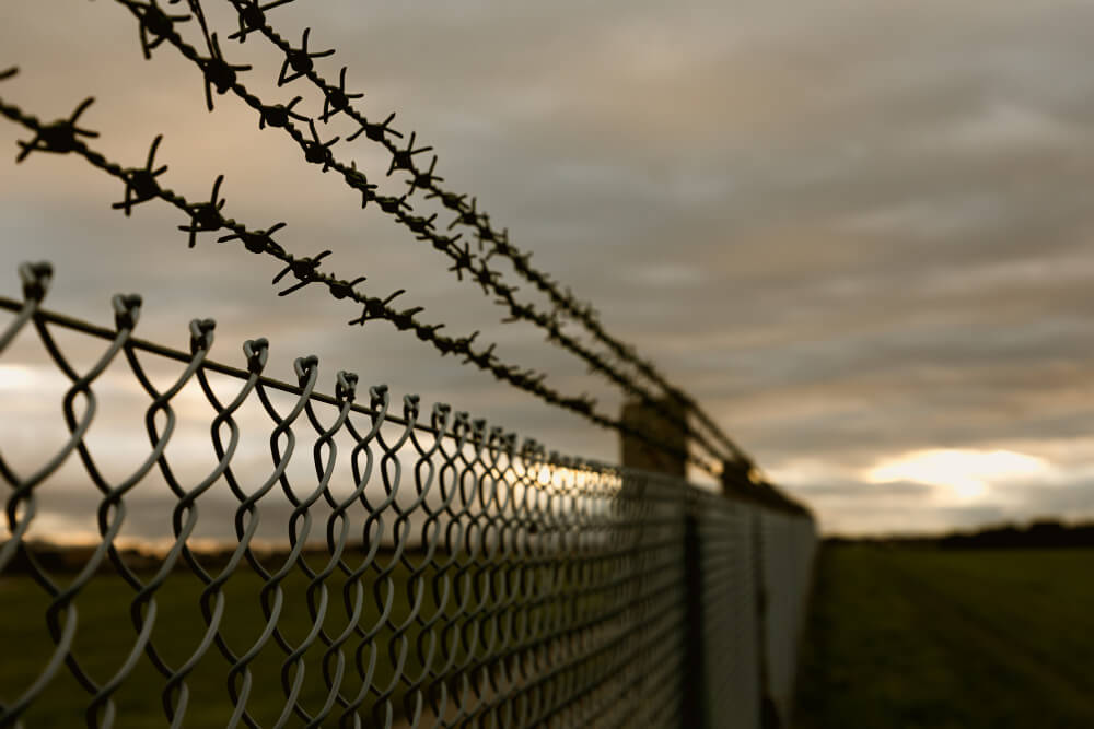 wrought iron fence maintenance